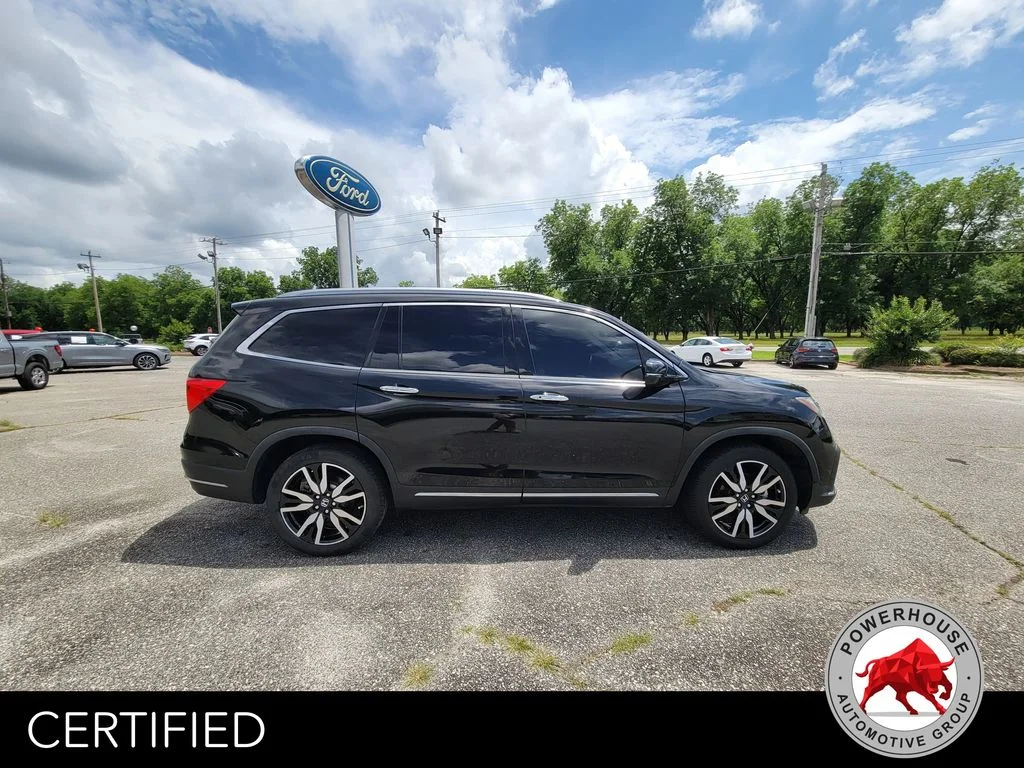 Used 2021  Honda Touring image 8