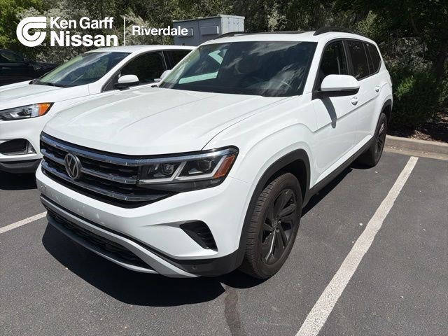 2022 Volkswagen Atlas 3.6L SE w/Tech 4MOTION's photo