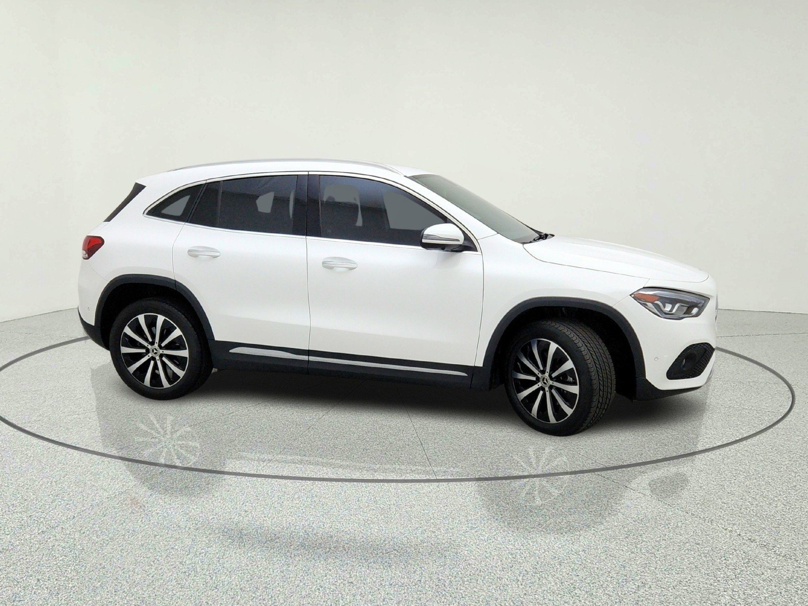 Certified Used 2023 Polar White Mercedes-Benz GLA 250 image 11