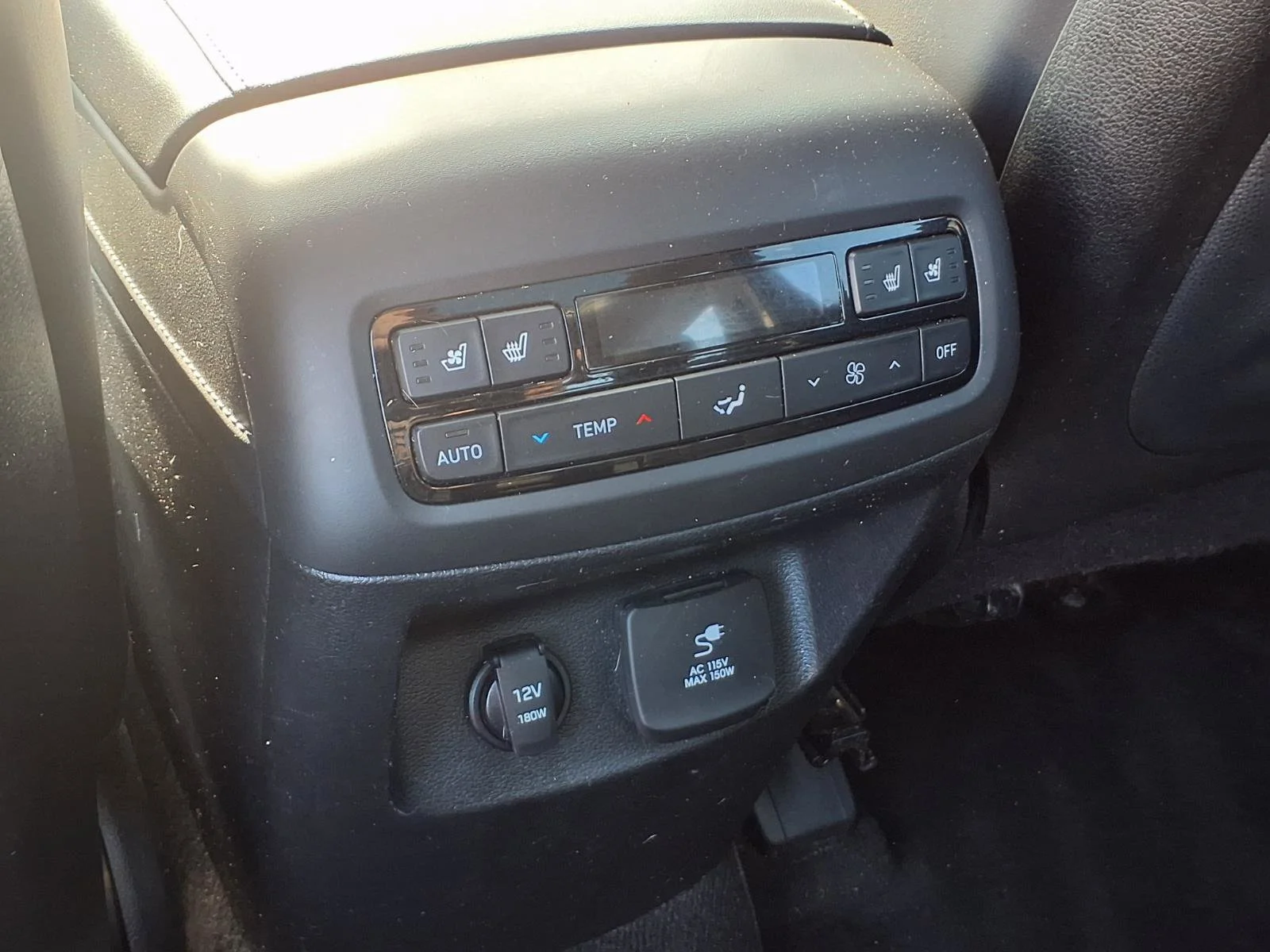 Used 2021 Rainforest Hyundai Limited image 23