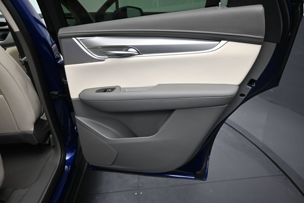 2026 Cadillac XT5 Premium Luxury - Photo 17