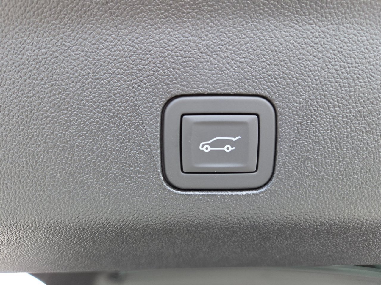 2026 GMC Yukon Elevation - Photo 25