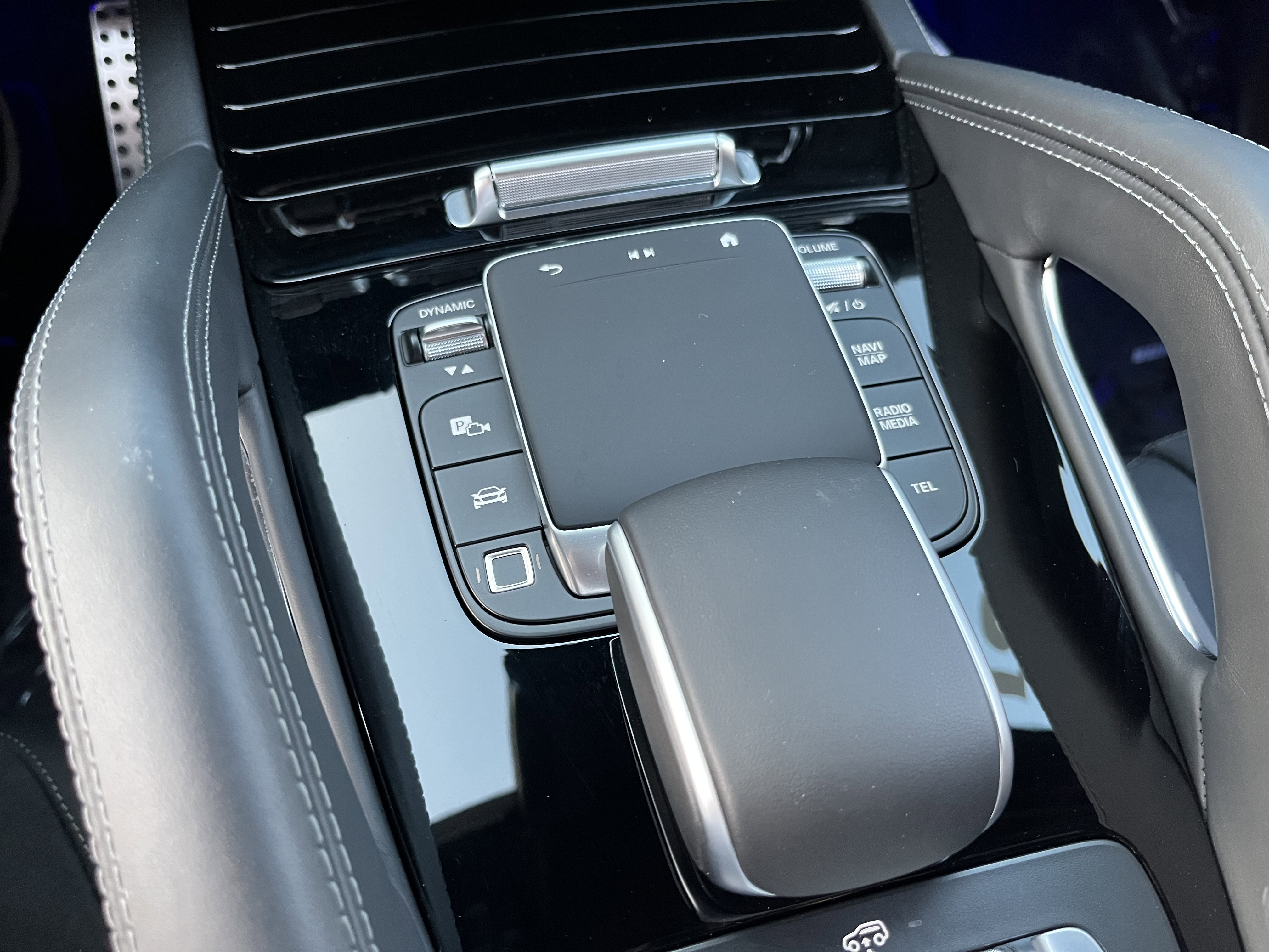New 2025 TWILIGHT_BLUE Mercedes-Benz AMG® GLE 53 image 30