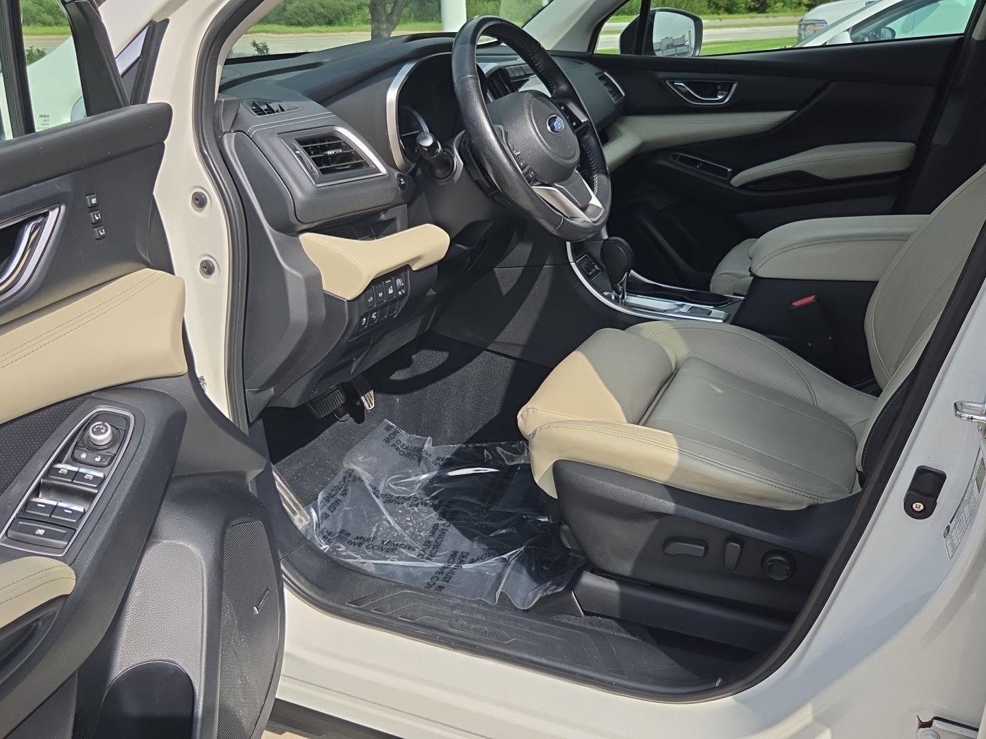 Used 2021 Crystal White Pearl Subaru Limited image 14