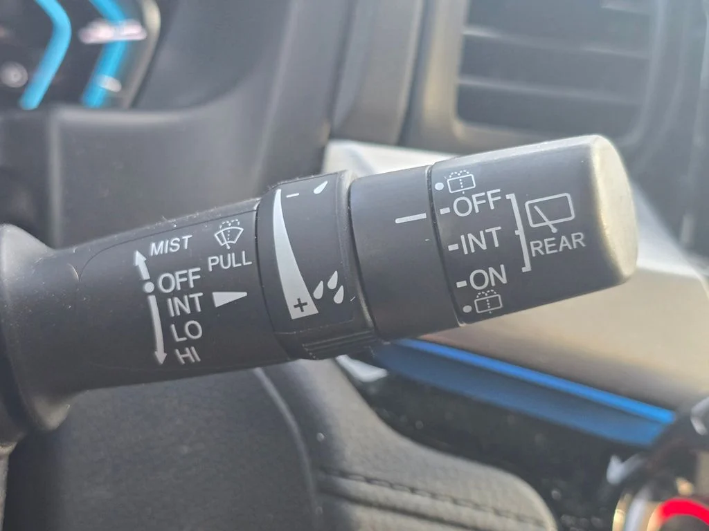 Used 2024 White Honda Touring image 31