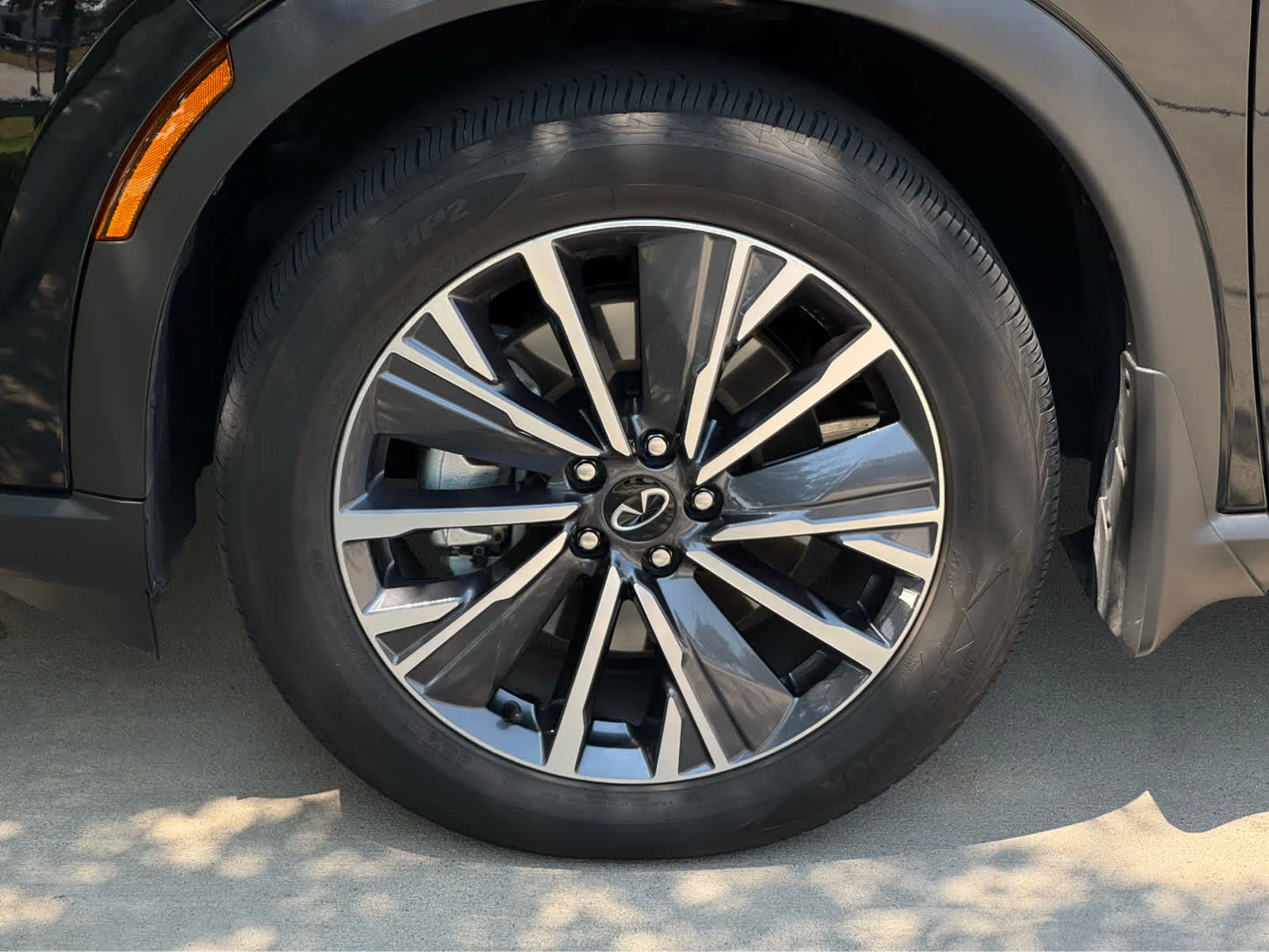 Certified Used 2027 Mineral Black INFINITI LUXE image 11