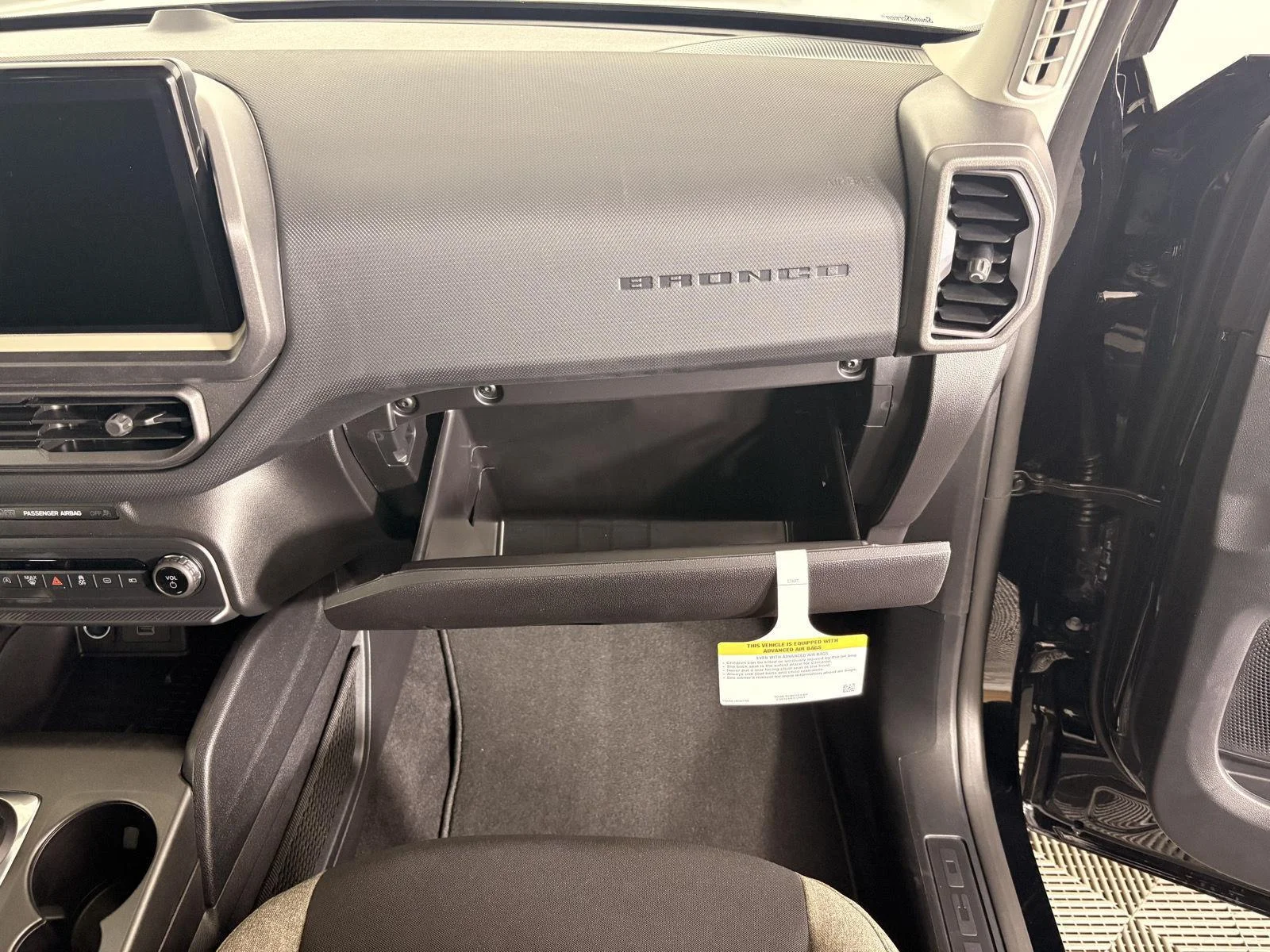 Used 2025 Shadow Black Ford Big Bend image 27