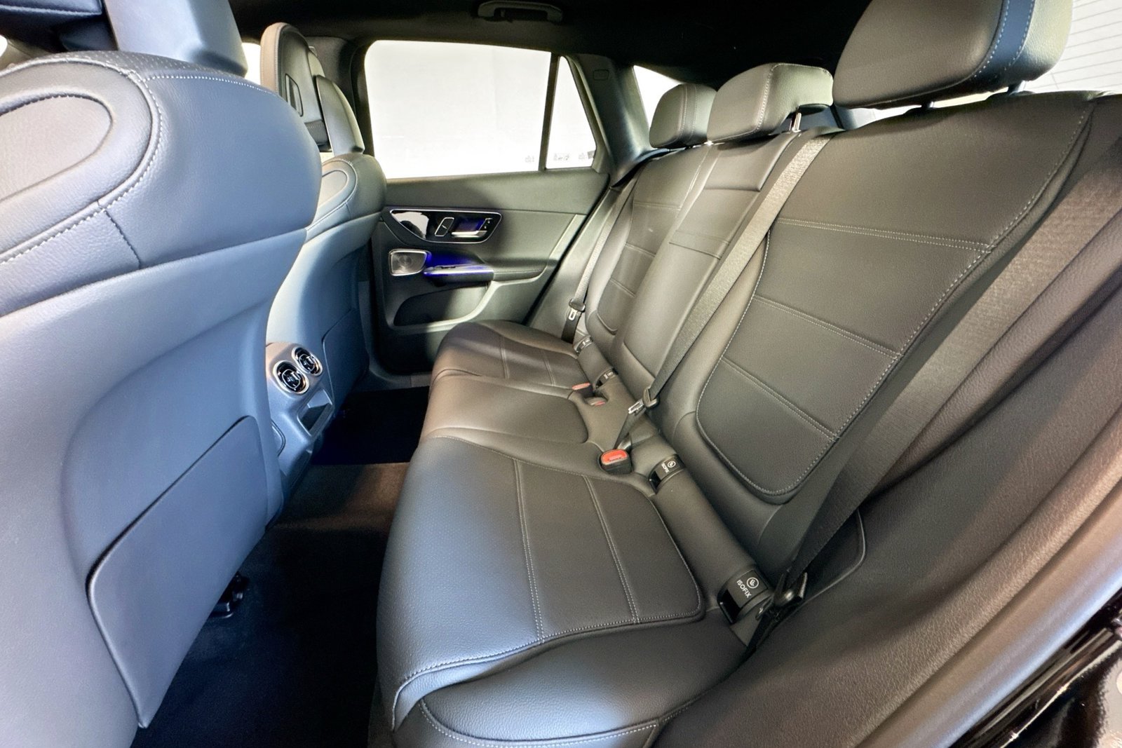 New 2026 Black Mercedes-Benz GLC 300 image 22