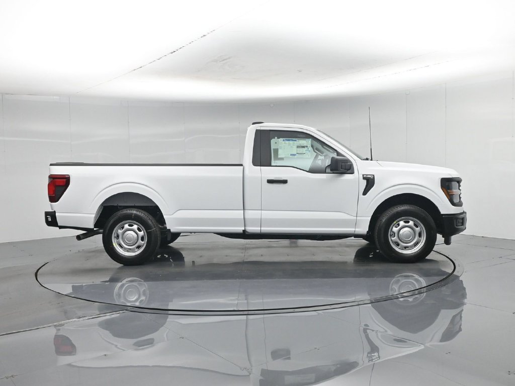 New 2026 Oxford White Ford XL image 23
