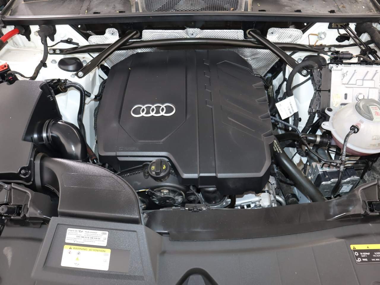 Used 2023 Ibis White Audi quattro S line Premium 45 TFSI image 20
