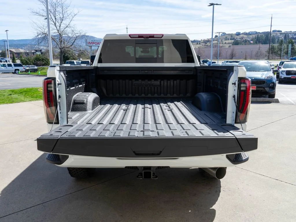 New 2026 Summit White GMC AT4 image 34