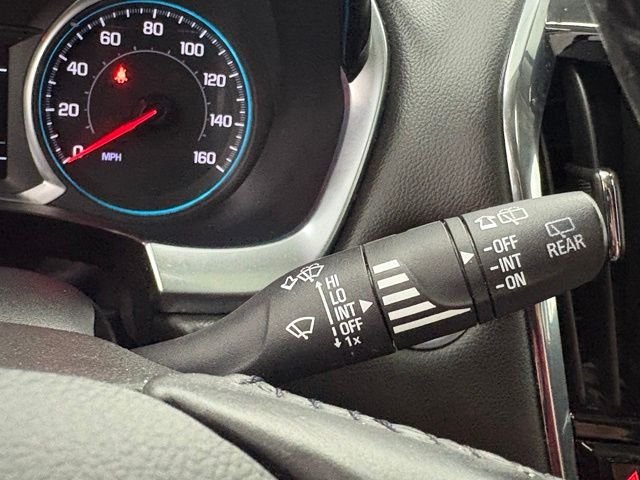 Used 2018 White Chevrolet LT image 21