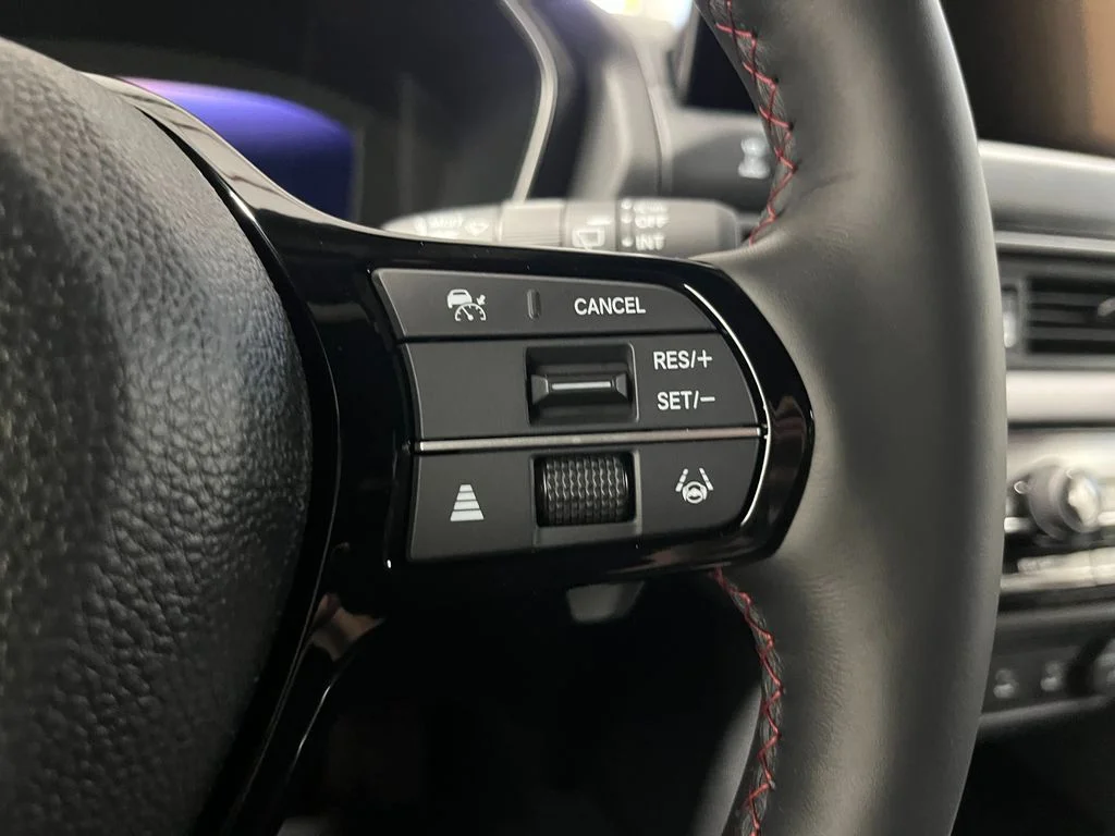 New 2026 Platinum White Pearl Honda AWD Black Edition image 16
