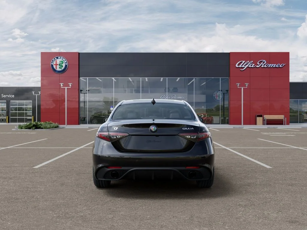2026 Alfa Romeo Giulia Base - Photo 7