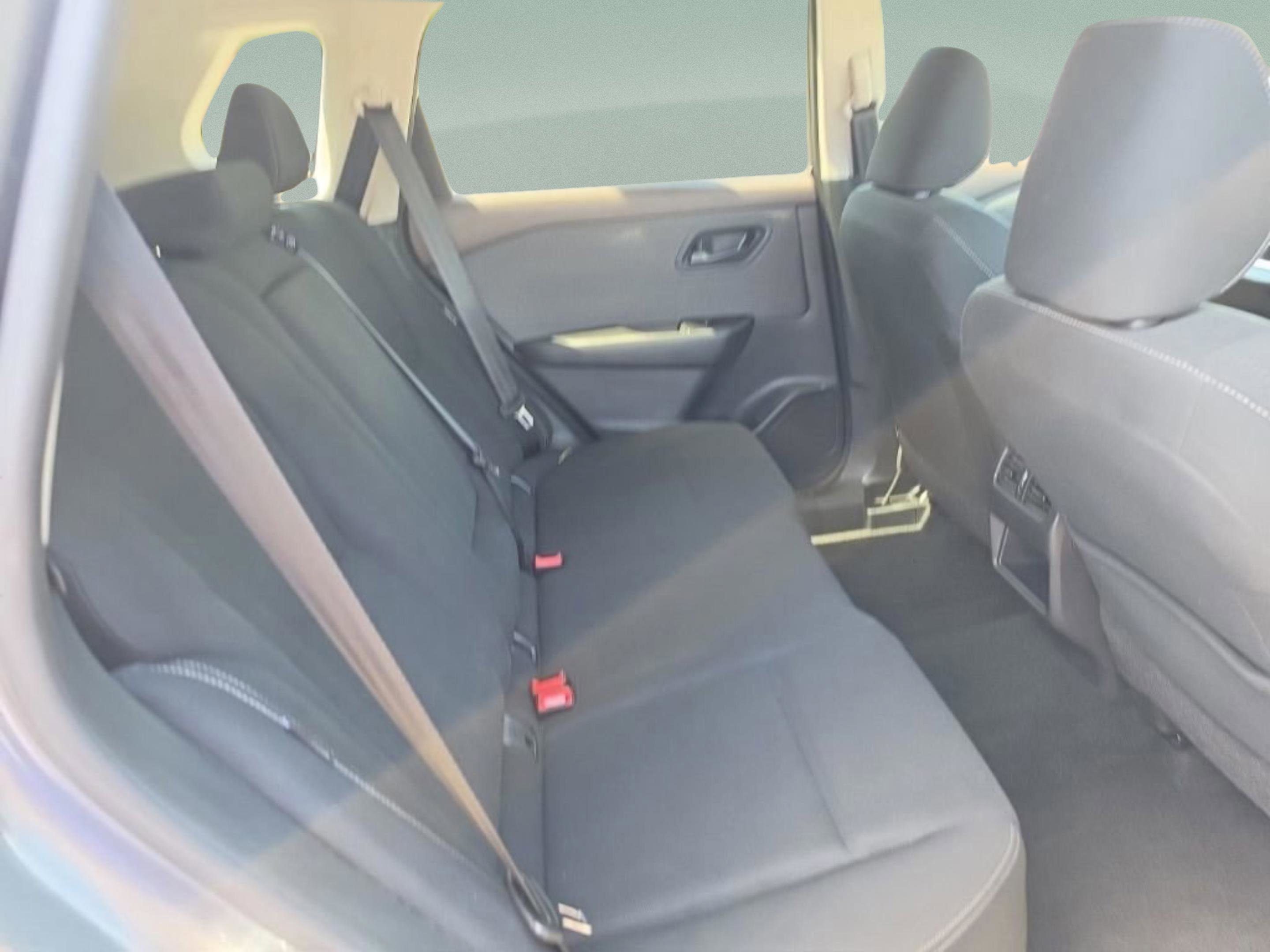 Used 2023 Gry/gray Nissan S image 25