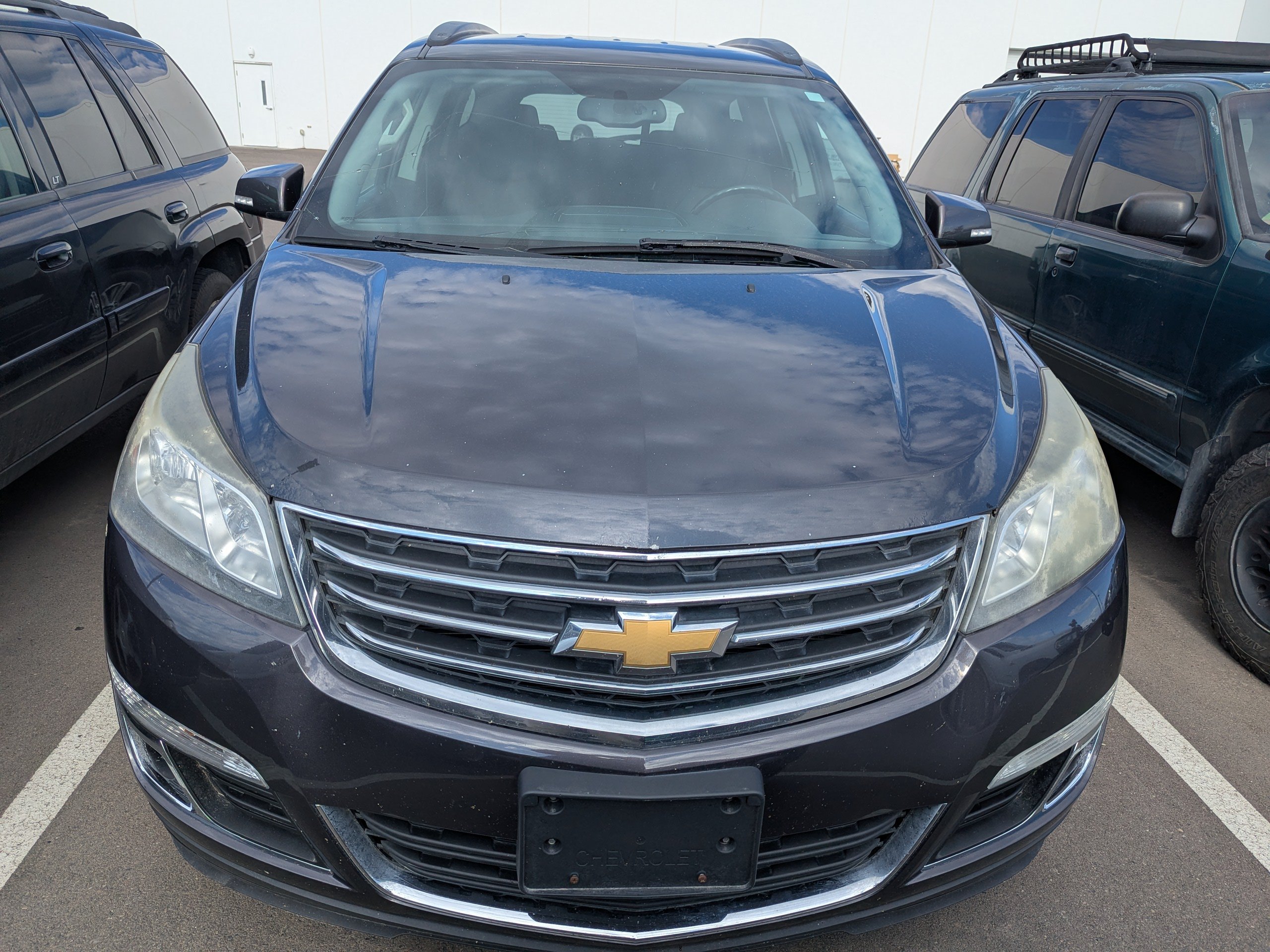Used 2017 Chevrolet Traverse 2LT with VIN 1GNKVHKD7HJ113028 for sale in Twin Falls, ID