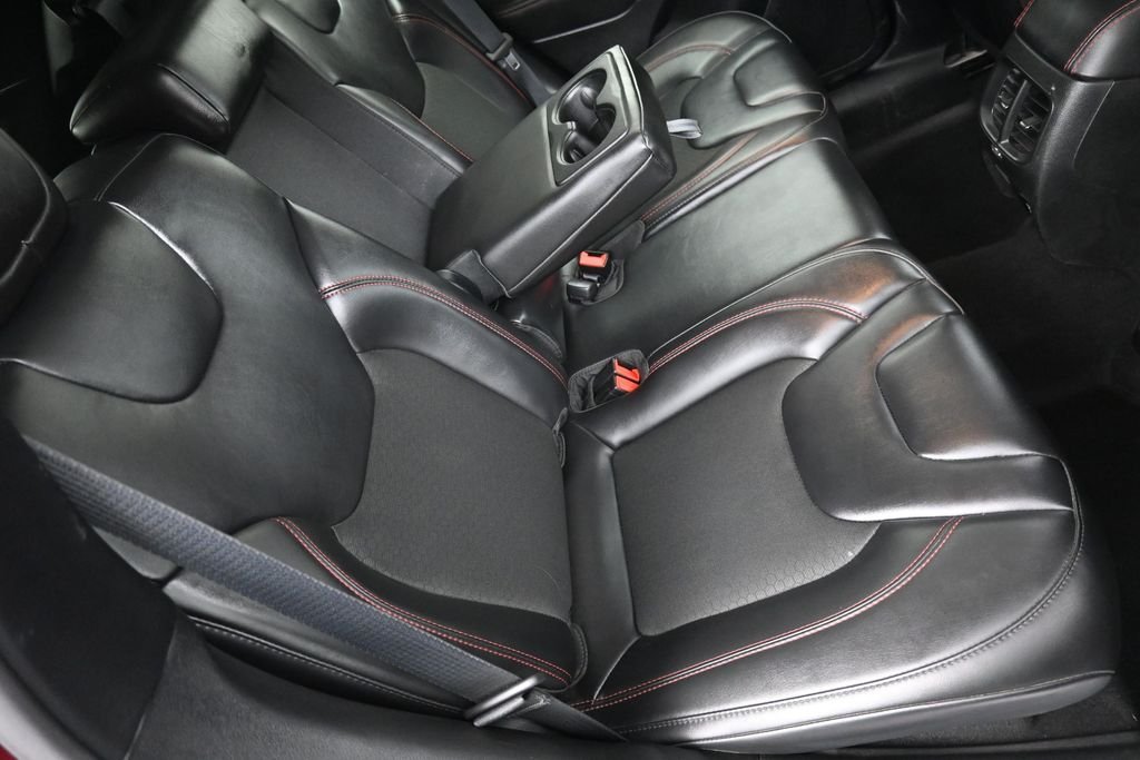 Used 2020 Velvet Red Pearlcoat Jeep Trailhawk image 23