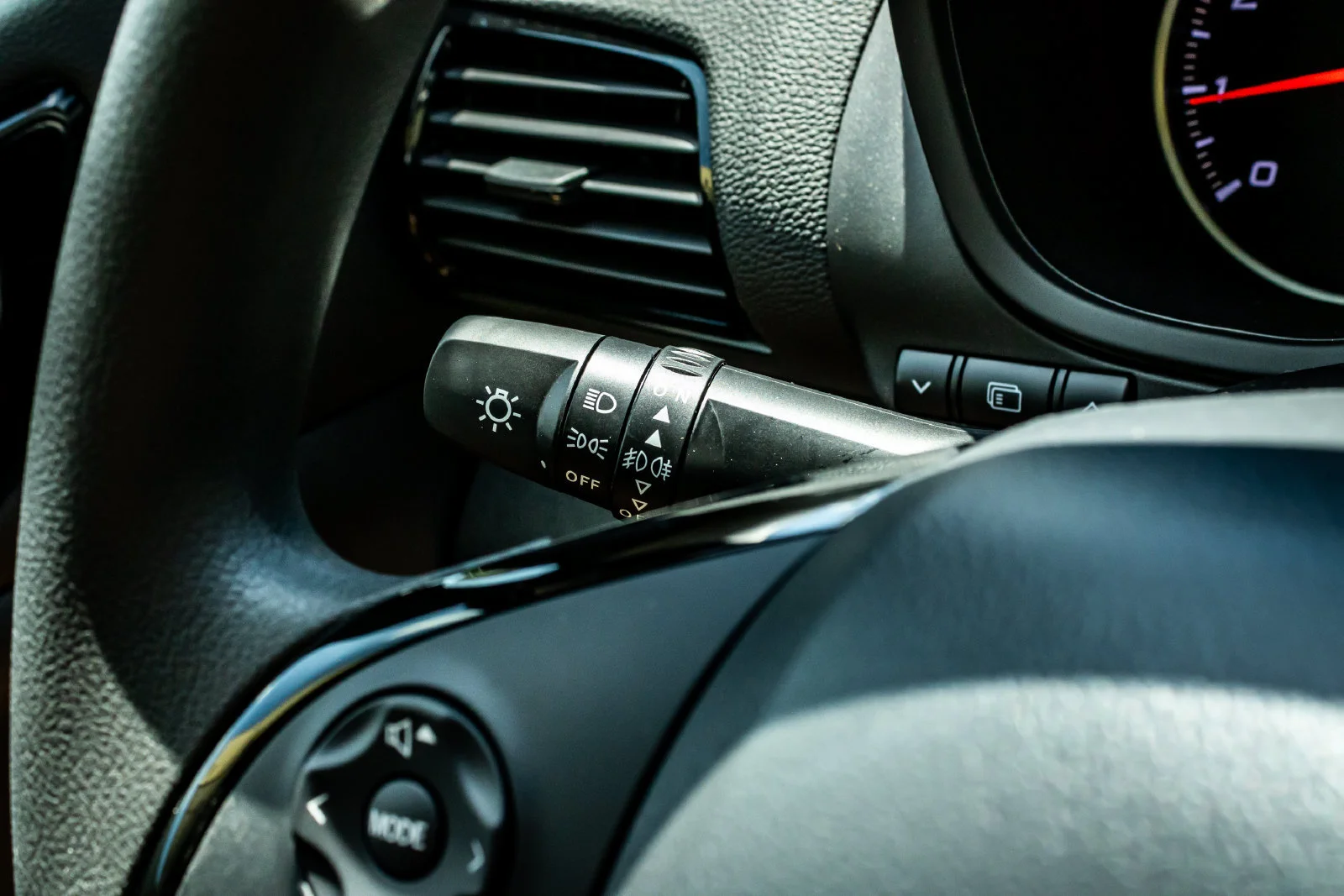 New 2026 Black Mitsubishi ES 1.5T S-AWC image 23