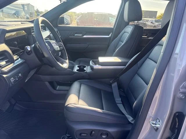 New 2026 Riverstone Metallic GMC Elevation image 10