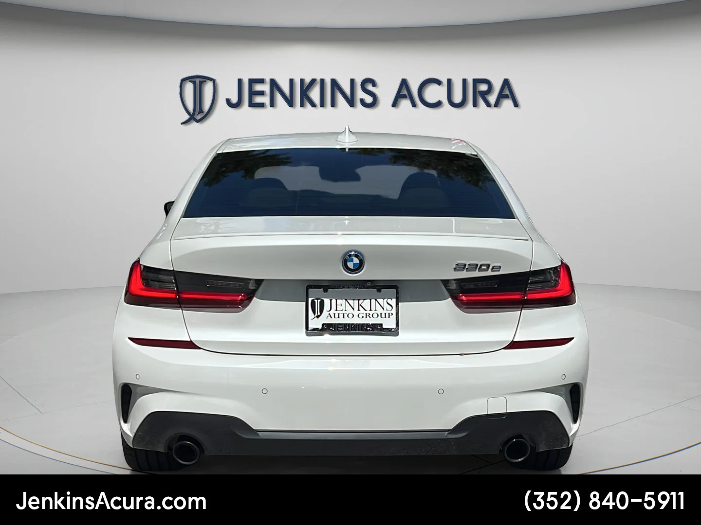 Used 2022 Mineral White Metallic BMW 330e image 4