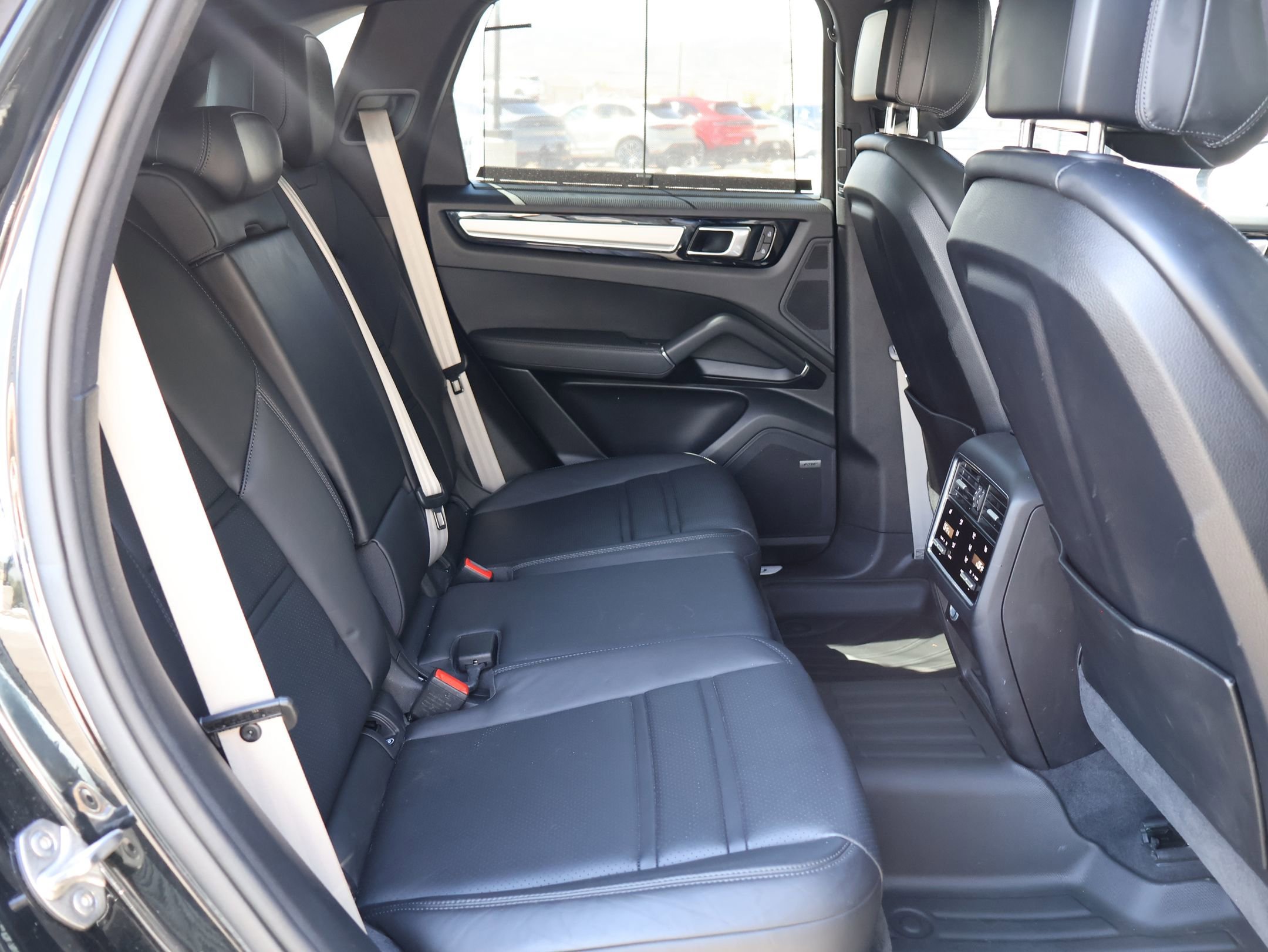 Certified Used 2023 Chromite Black Metallic Porsche Platinum Edition image 24