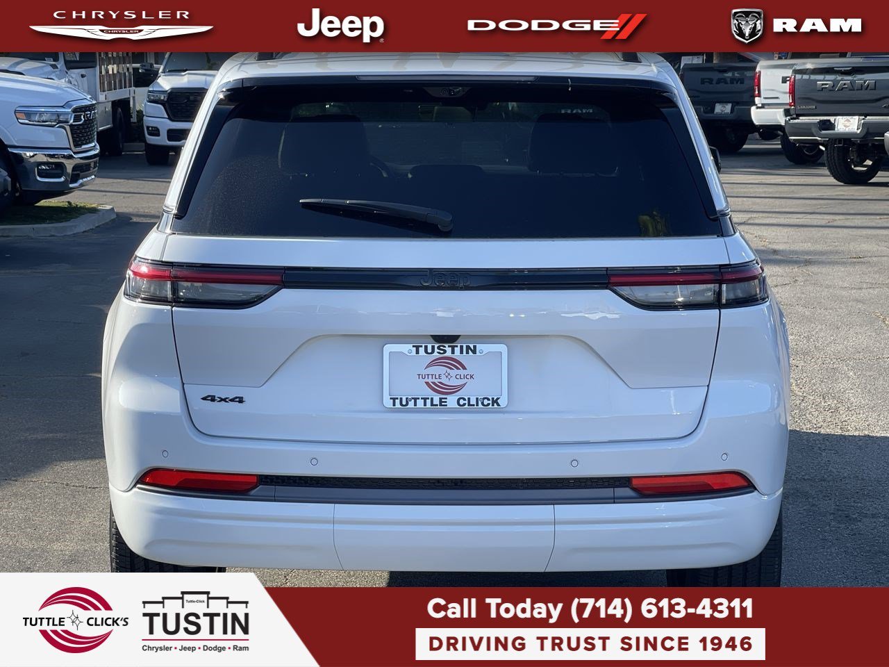 New 2026 Bright White Clear-Coat Exterior Paint Jeep Limited Reserve image 5