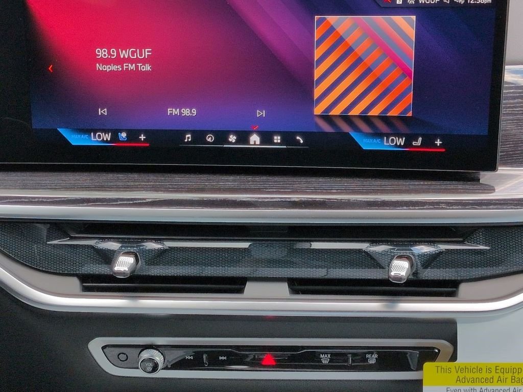 New 2027 Brooklyn Grey Metallic BMW xDrive40i image 18