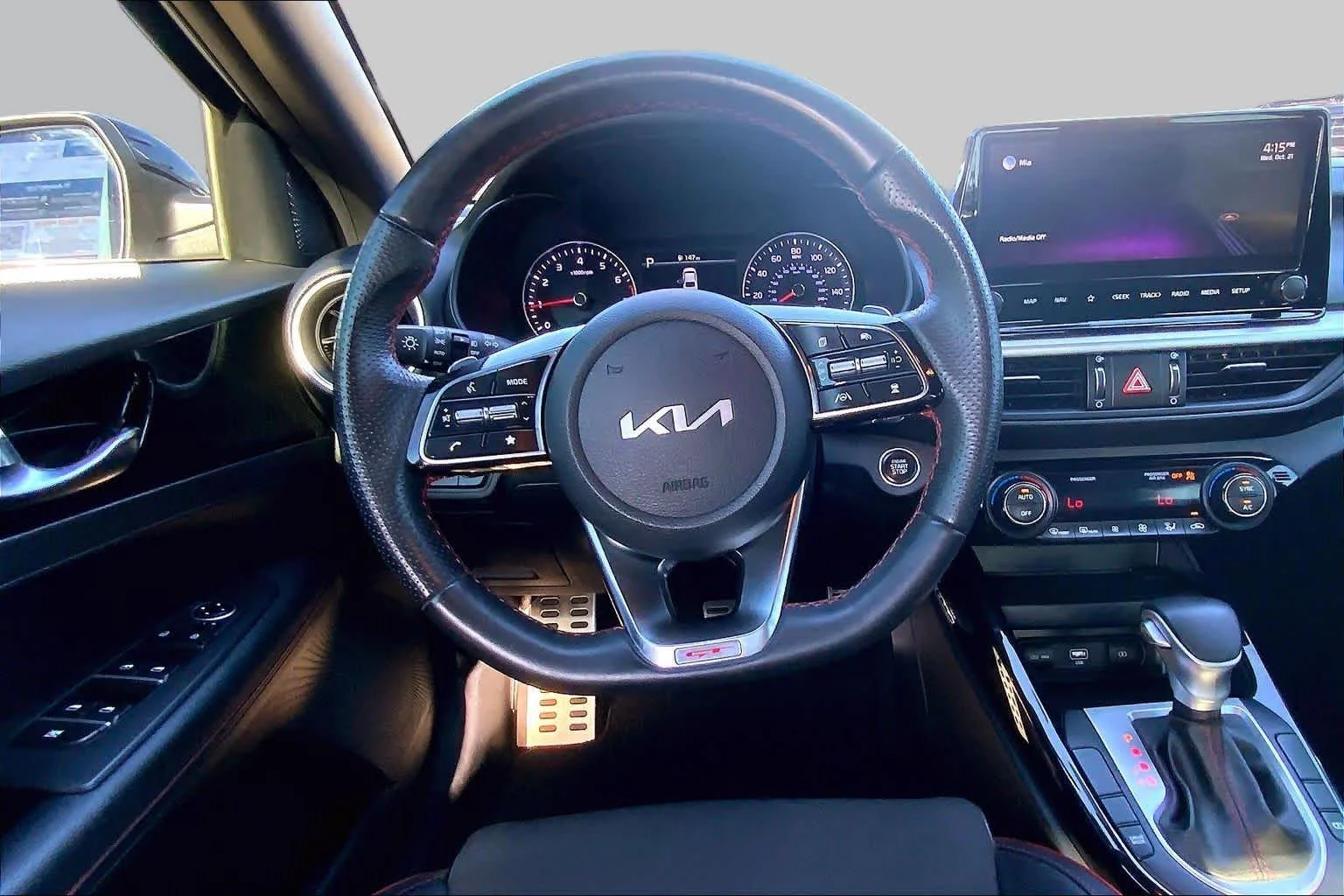 Used 2022 Snow White Pearl Kia GT image 6
