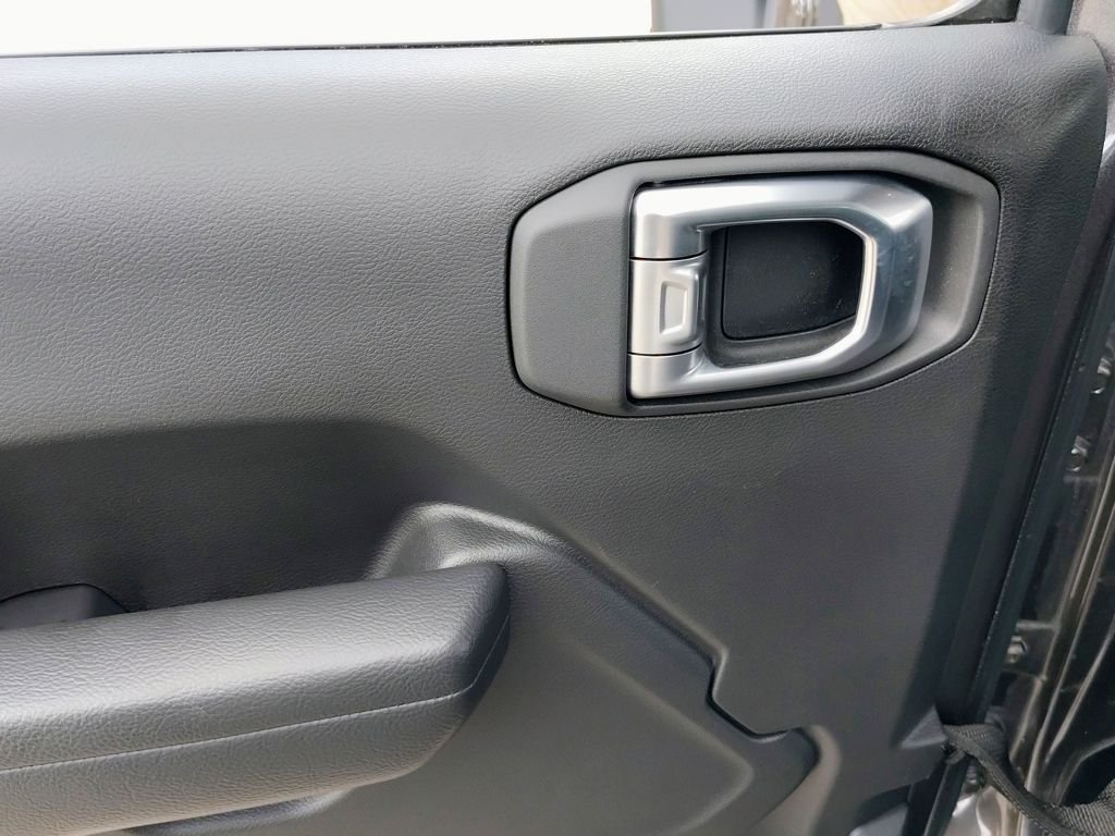 Used 2025 Gray Jeep Willys image 37