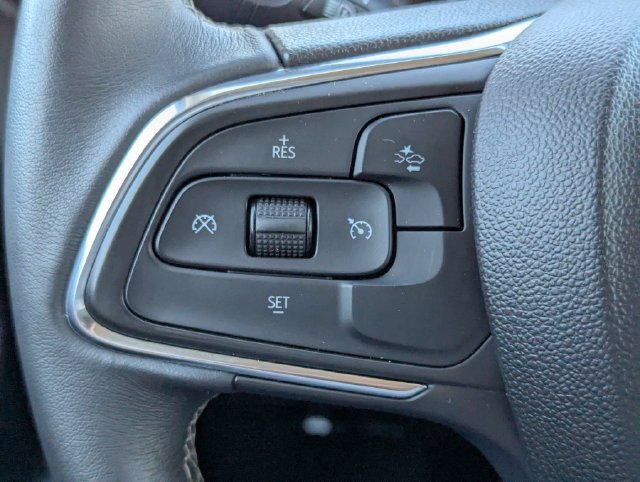 Used 2023 Black Buick Select image 24