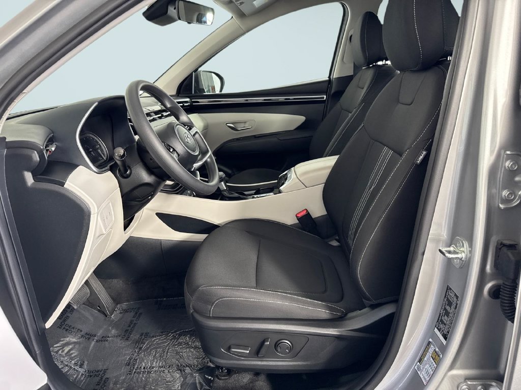Used 2024 Silver Hyundai SEL image 6