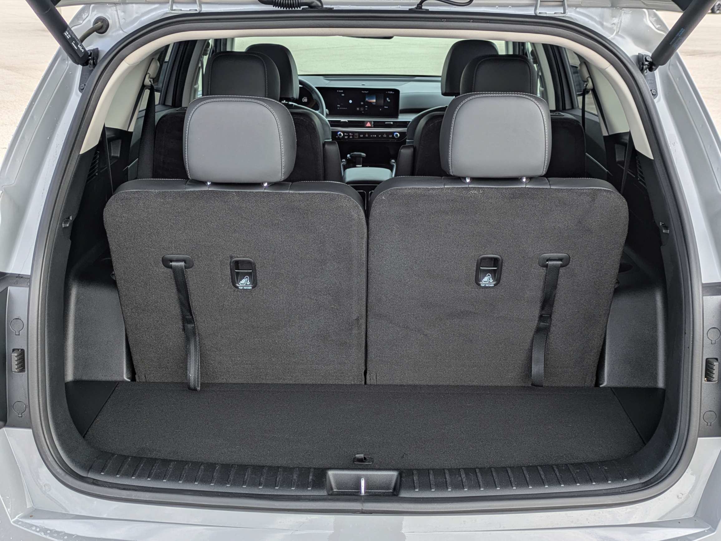 Certified Used 2025 Wolf Gray Kia X-Line EX image 14