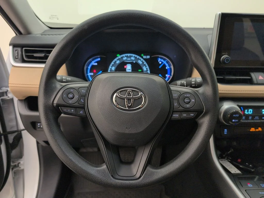 Certified Used 2025 White Toyota XLE image 34