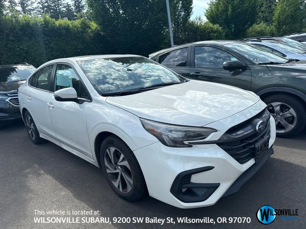 2023 Subaru Legacy Premium's photo