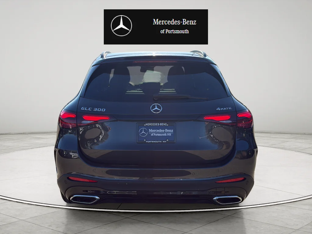 New 2026 Graphite Grey Metallic Mercedes-Benz GLC 300 image 4