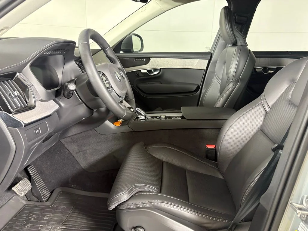 New 2026 Vapour Grey Volvo Ultra image 20