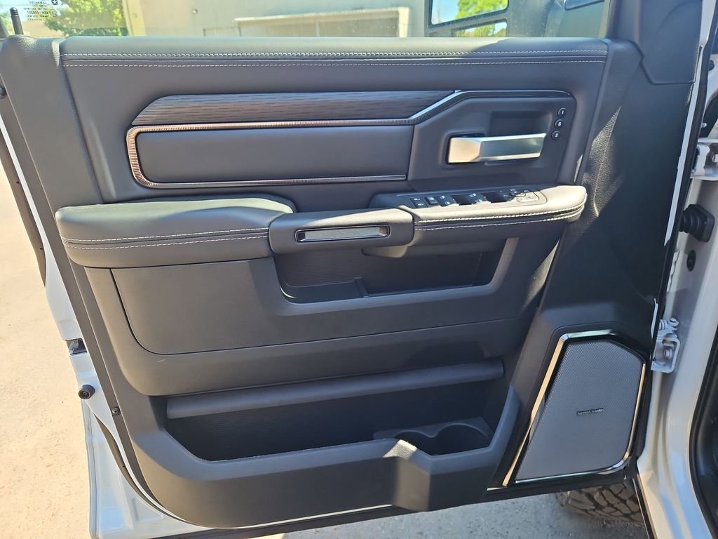 2026 RAM 2500 Power Wagon - Photo 11