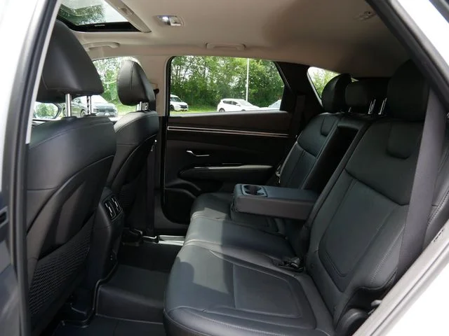 Used 2022 Quartz Hyundai SEL image 11