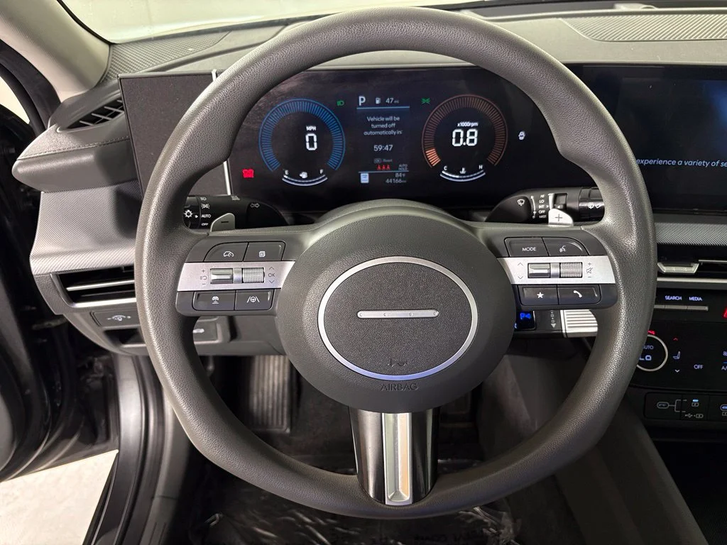 Used 2024 Gray Hyundai SEL image 17