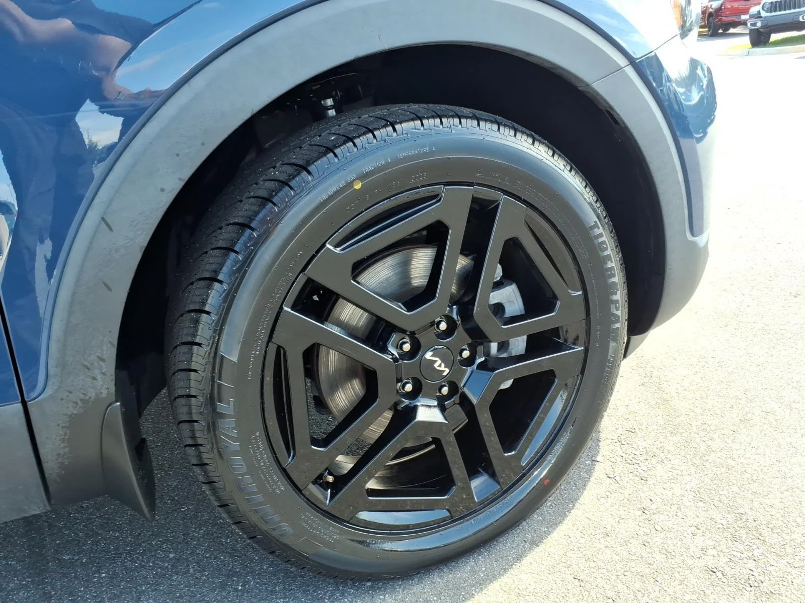 Used 2023 Midnight Lake Blue Kia SX X-Line image 14