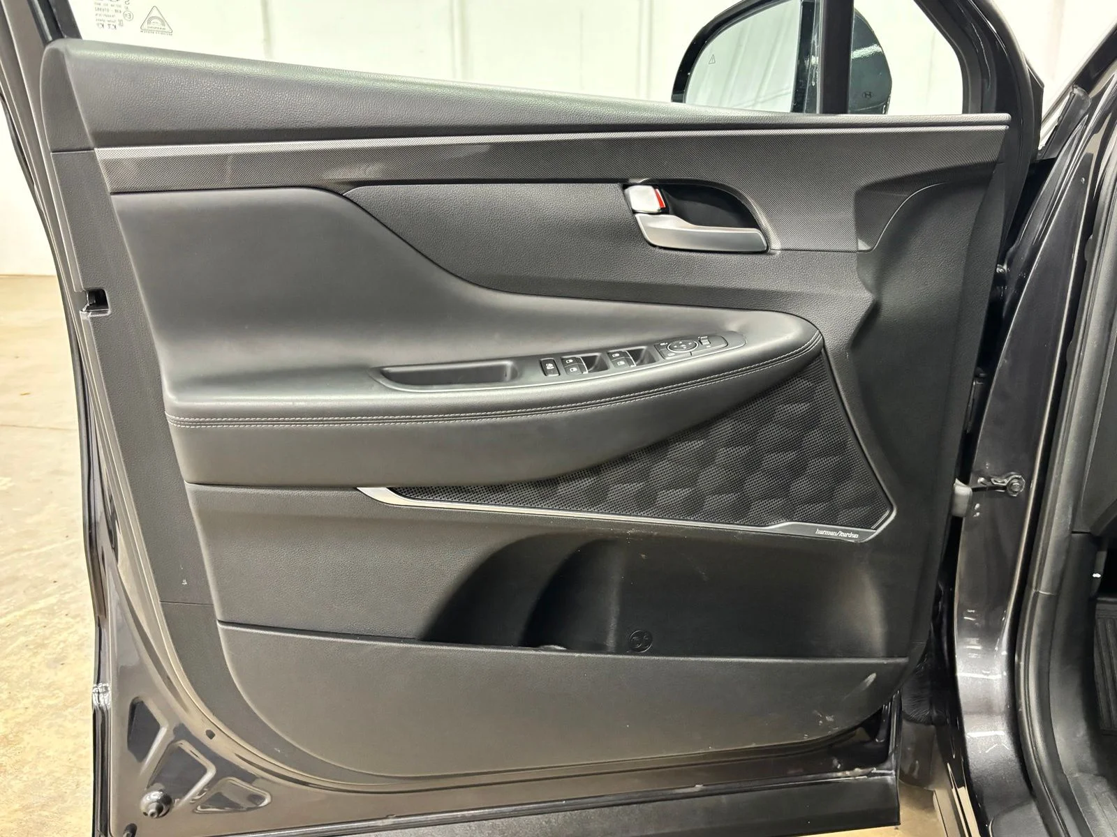 Used 2023 Gray Hyundai SEL image 17