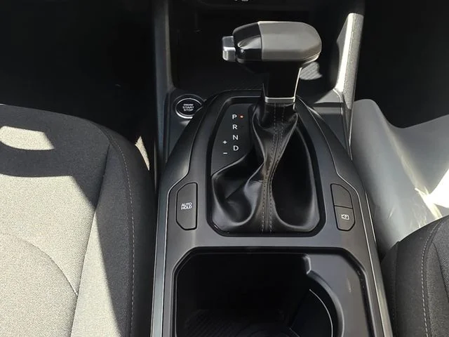 2025 Kia K4 LXS - Photo 18