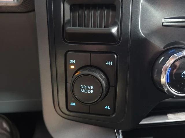 Certified Used 2025  Ford Lariat image 22