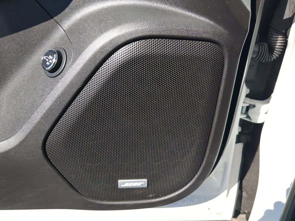 2023 GMC Acadia SLT - Photo 20