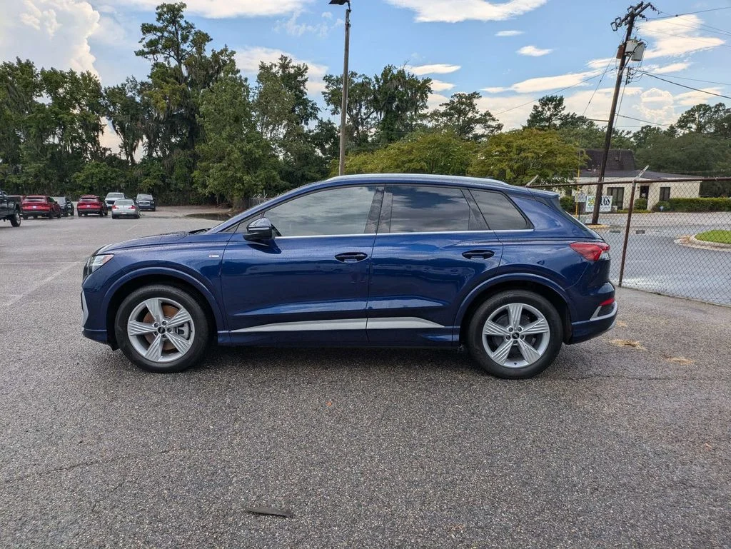 Used 2025 Navarra Blue Metallic Audi Prestige image 7