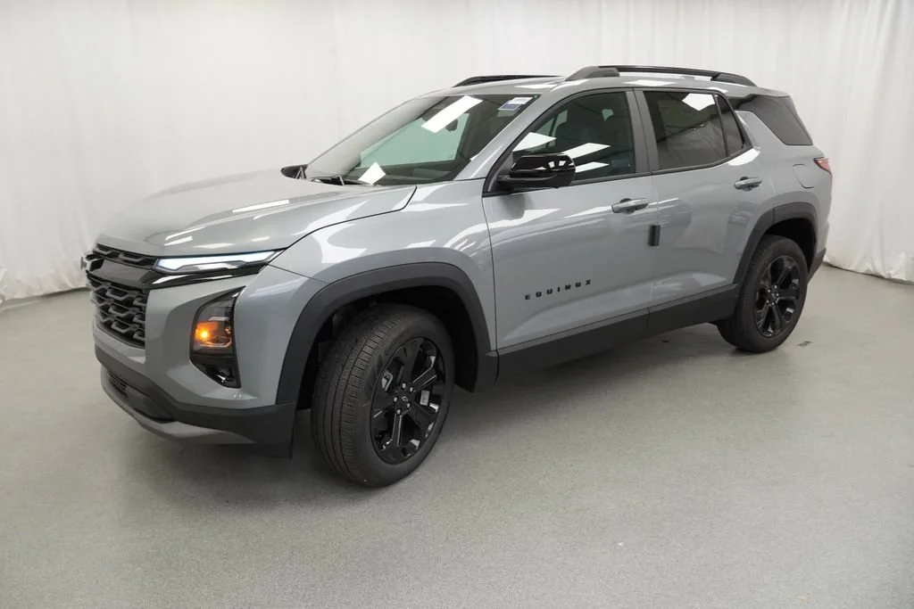 New 2027 Sterling Gray Metallic Chevrolet AWD LT image 3