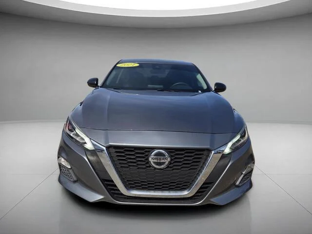 Used 2021 Gun Metallic Nissan 2.5 SR image 8