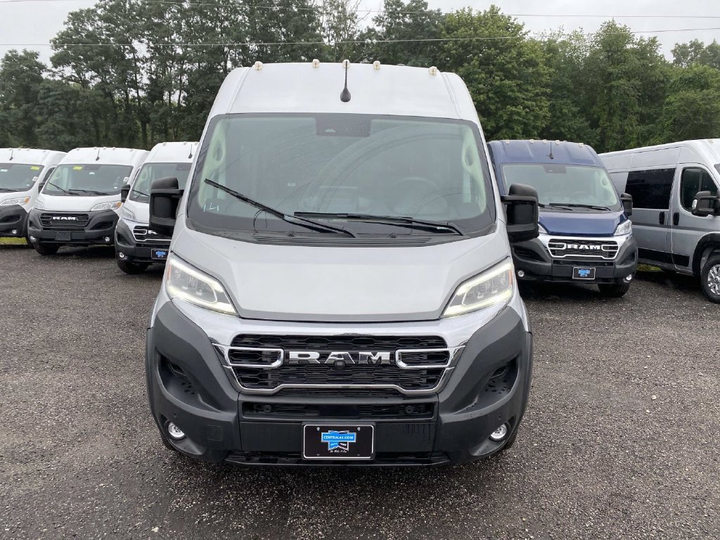 Used 2025 Silver Ram High Roof image 11