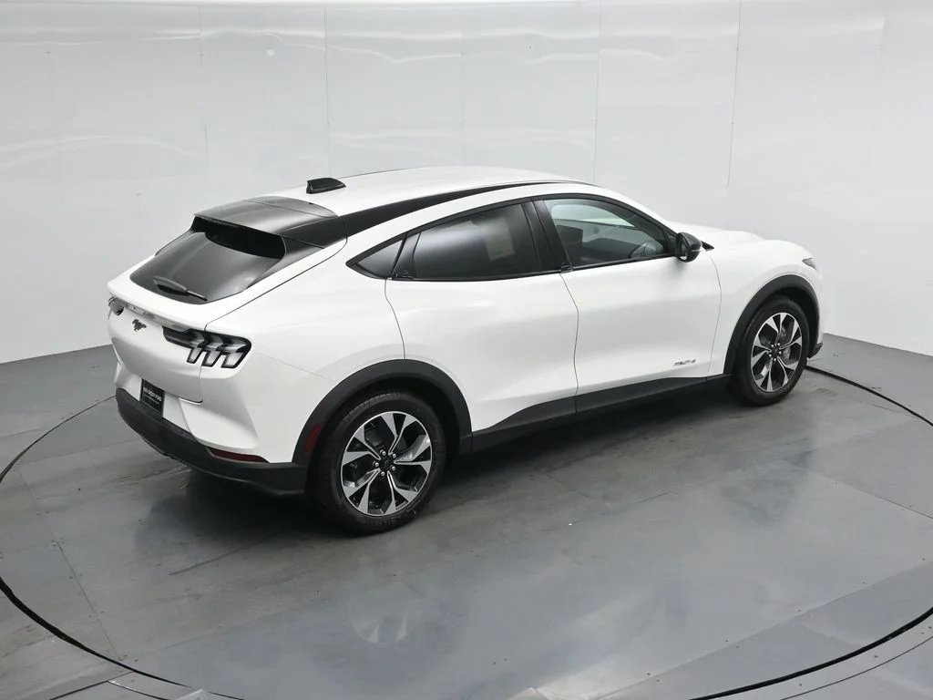 New 2026 Star White Metallic Tri-coat Ford Select image 36