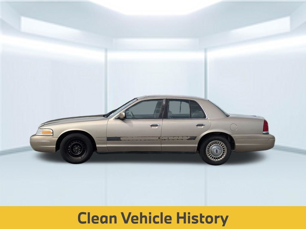 Used 1999 Ford Crown Victoria Base with VIN 2FAFP73W8XX123352 for sale in Foley, AL